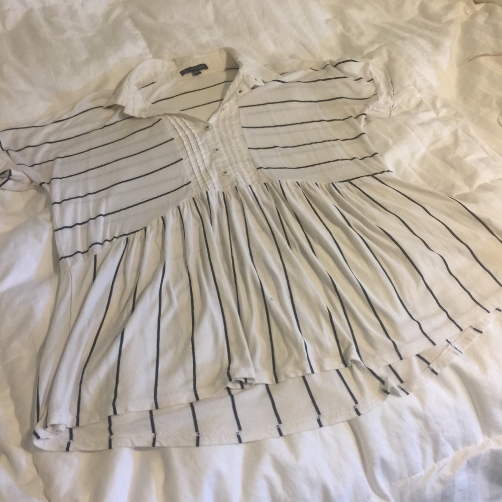 Cozy collared striped cotton shirt